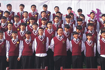 家长会上学生展示风采